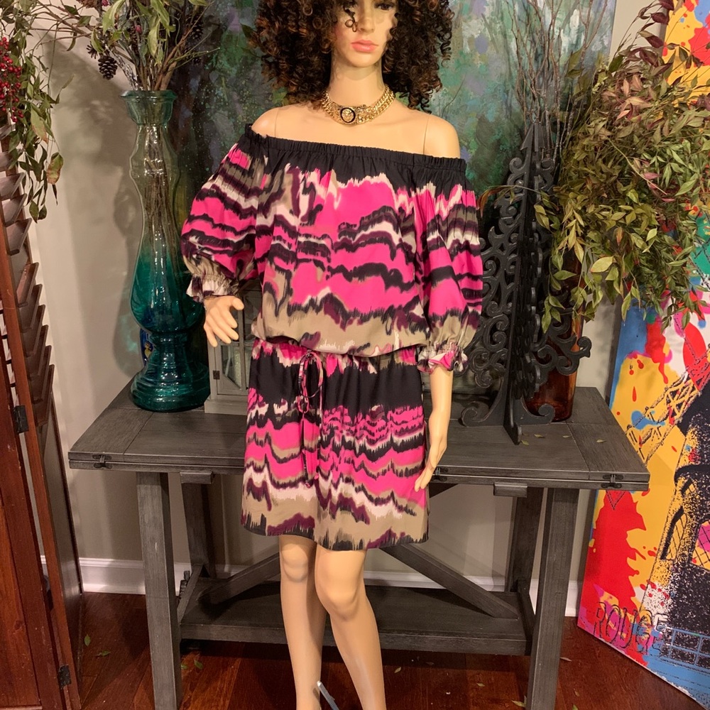 Amazing dress Colorful and sexy. Boston Proper/NW. Classy perfect for spring. - Picture 2 of 2